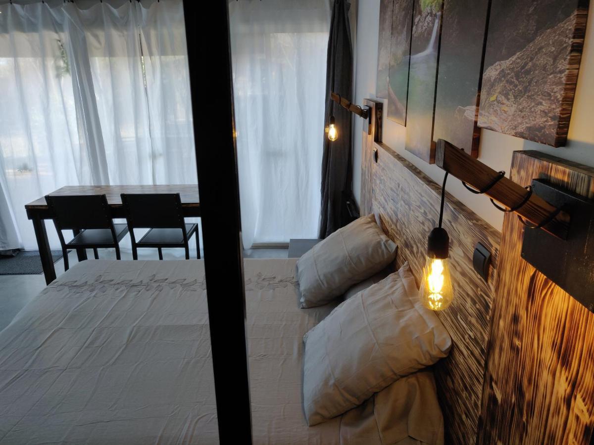 Les Terrasses De Valensole Bed & Breakfast Luaran gambar