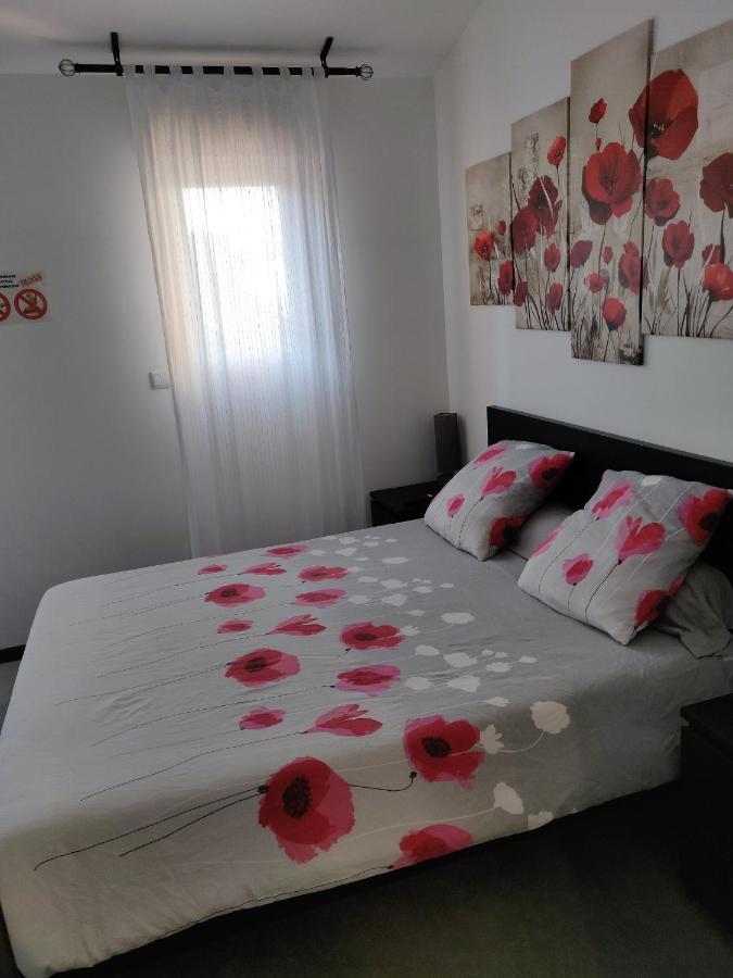 Les Terrasses De Valensole Bed & Breakfast Luaran gambar