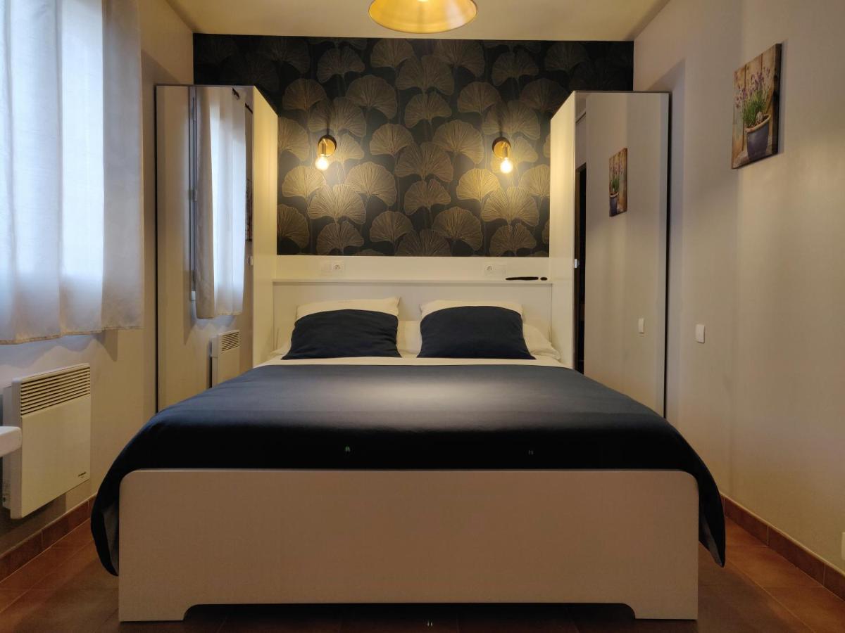 Les Terrasses De Valensole Bed & Breakfast Luaran gambar