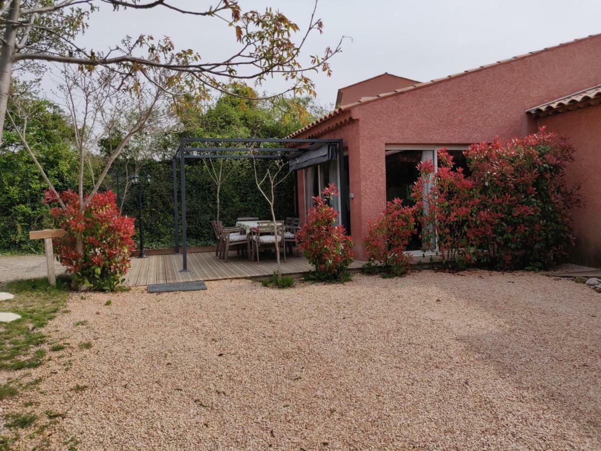 Les Terrasses De Valensole Bed & Breakfast Luaran gambar