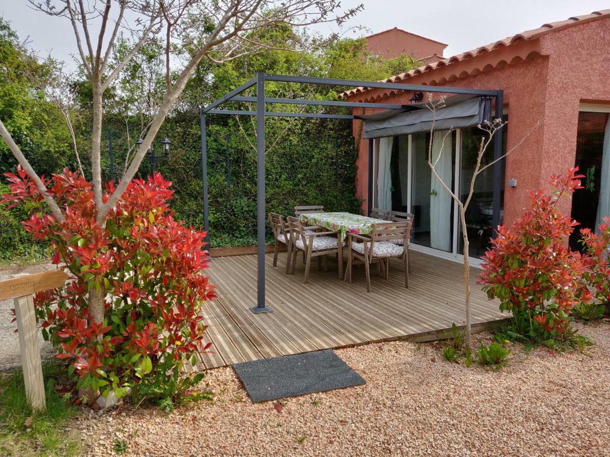 Les Terrasses De Valensole Bed & Breakfast Luaran gambar