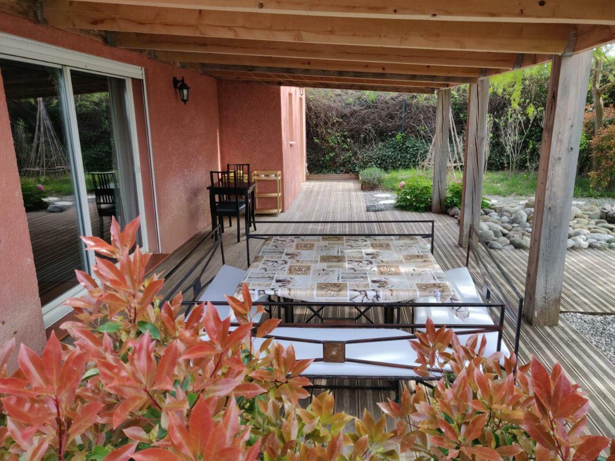 Les Terrasses De Valensole Bed & Breakfast Luaran gambar